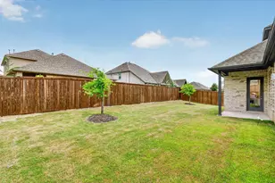 912 Brenda Dr, Mansfield, TX 76063 - Photo 36