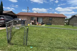 914 Pleasant Valley Rd, Garland, TX 75040 - Photo 1