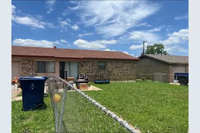 914 Pleasant Valley Road, Garland, TX 75040 - Photo 2