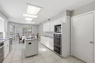 1218 Sycamore Dr, Carrollton, TX 75007 - Photo 14