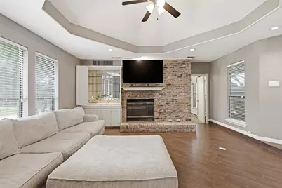 1218 Sycamore Drive, Carrollton, TX 75007 - Photo 8