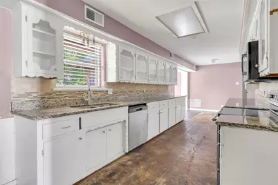 925 Holiday Drive, Sherman, TX 75090 - Photo 14