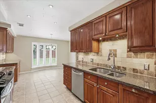 2009 Tanglewood Dr, Grapevine, TX 76051 - Photo 10