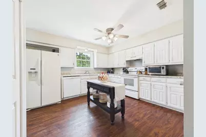 7574 State Highway 64, Ben Wheeler, TX 75754 - Photo 8