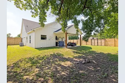 301 S Oak Street, Boyd, TX 76023 - Photo 22
