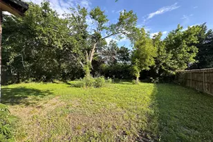 420 E Denton St, Howe, TX 75459 - Photo 6