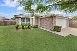 9237 Monument Ct, Fort Worth, TX 76244 - Photo 2