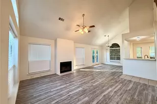 6036 Maple Leaf Dr, Arlington, TX 76017 - Photo 10