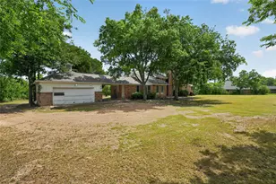 928 E Bear Creek Rd, Glenn Heights, TX 75154 - Photo 6