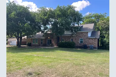 928 E Bear Creek Road, Glenn Heights, TX 75154 - Photo 2