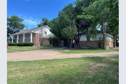 928 E Bear Creek Road, Glenn Heights, TX 75154 - Photo 1