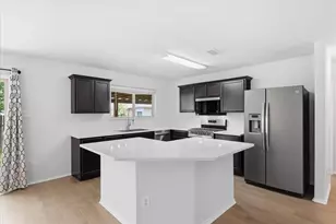 3900 Oceanview Dr, Denton, TX 76208 - Photo 4