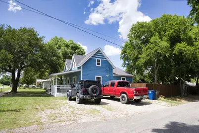 379 S John Douglas Road, Van Alstyne, TX 75495 - Photo 2