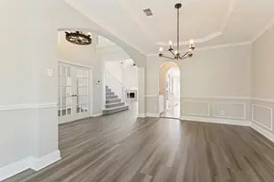 5385 Lake Chelen Dr, Fort Worth, TX 76137 - Photo 8