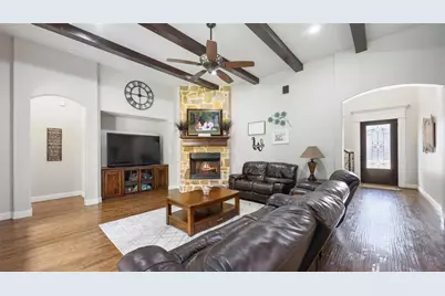511 Oak Forest Court, Kennedale, TX 76060 - Photo 4