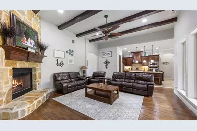 511 Oak Forest Court, Kennedale, TX 76060 - Photo 6