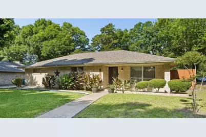1047 Westlake Drive, DeSoto, TX 75115 - Photo 2