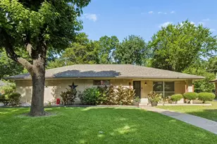 1047 Westlake Dr, DeSoto, TX 75115 - Photo 1