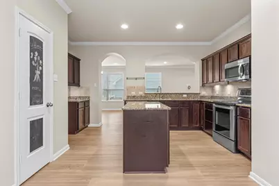 10860 Burnham Drive, Waco, TX 76708 - Photo 16