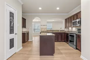 10860 Burnham Dr, Waco, TX 76708 - Photo 16