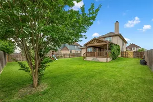 10860 Burnham Dr, Waco, TX 76708 - Photo 34