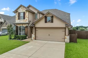 10860 Burnham Dr, Waco, TX 76708 - Photo 2