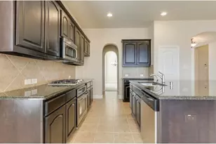 829 Mist Flower Dr, Little Elm, TX 75068 - Photo 14