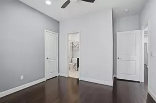 644 E Bluff St, Fort Worth, TX 76102 - Photo 20