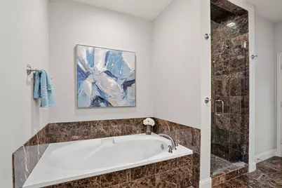 644 E Bluff Street, Fort Worth, TX 76102 - Photo 14