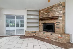 1517 Oakridge Ct W, Azle, TX 76020 - Photo 12