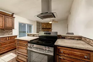 1517 Oakridge Ct W, Azle, TX 76020 - Photo 16