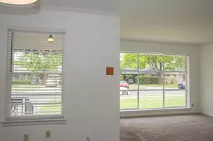 10028 San Lorenzo Ave, Dallas, TX 75228 - Photo 6