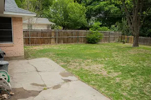 10028 San Lorenzo Ave, Dallas, TX 75228 - Photo 36