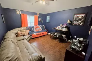 610 Juniper Dr, Arlington, TX 76018 - Photo 6