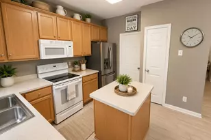 610 Juniper Dr, Arlington, TX 76018 - Photo 2