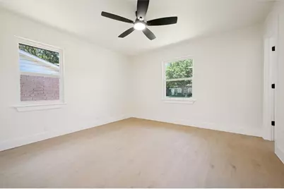 318 Parkwood Place, Lewisville, TX 75067 - Photo 18