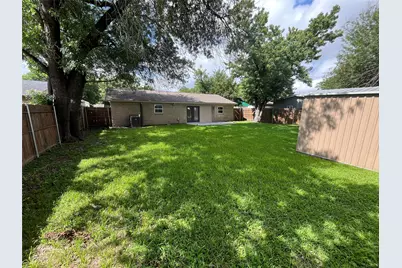 1009 Foxe Basin Drive, Garland, TX 75040 - Photo 18