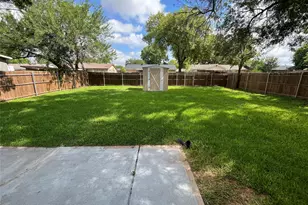 1009 Foxe Basin Dr, Garland, TX 75040 - Photo 16