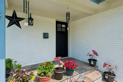 800 Lee Drive, Bedford, TX 76022 - Photo 2