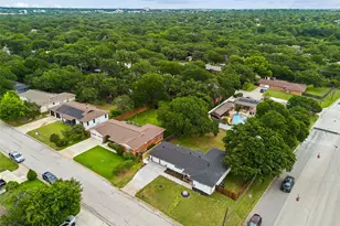 800 Lee Dr, Bedford, TX 76022 - Photo 34