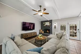 9235 Rolling Rock Ln, Dallas, TX 75238 - Photo 14