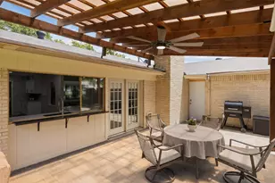 9235 Rolling Rock Ln, Dallas, TX 75238 - Photo 26
