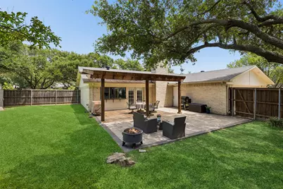 9235 Rolling Rock Lane, Dallas, TX 75238 - Photo 4