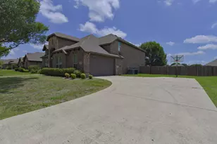 210 Debbie Way, Red Oak, TX 75154 - Photo 1