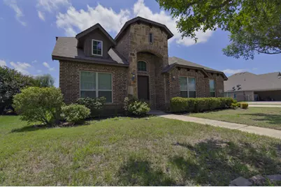 210 Debbie Way, Red Oak, TX 75154 - Photo 2