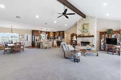 3020 Jolene Court, Springtown, TX 76082 - Photo 4