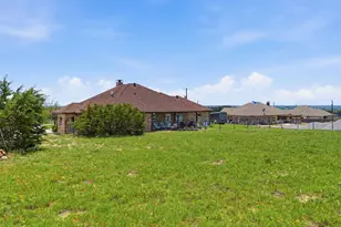 3020 Jolene Ct, Springtown, TX 76082 - Photo 26