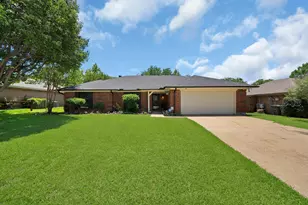 1510 Cisco St, Sachse, TX 75048 - Photo 4