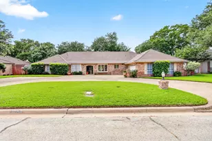 3929 Diamond Loch W, North Richland Hills, TX 76180 - Photo 1
