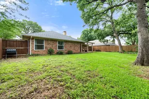 1229 Brookfield Ln, Mansfield, TX 76063 - Photo 24